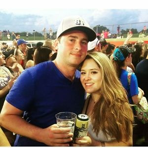 Meet your Posher, Carolina